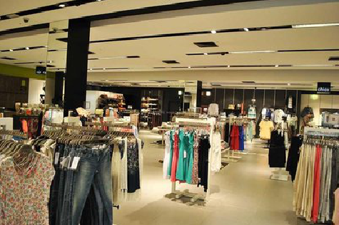 荔波商场里的店面怎么装修？